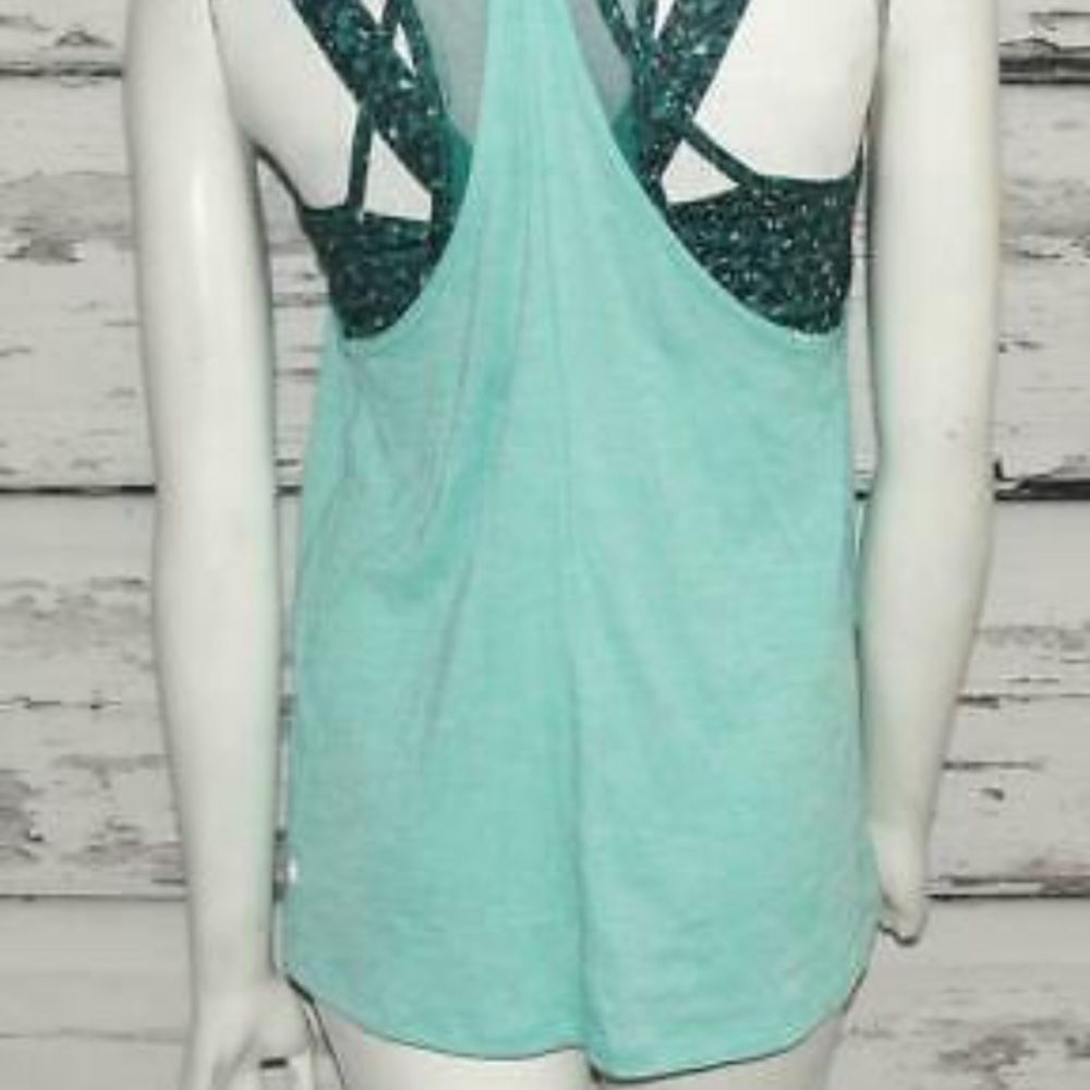Green patterned tank top with built in sports bra. - Picture 2 of 5
